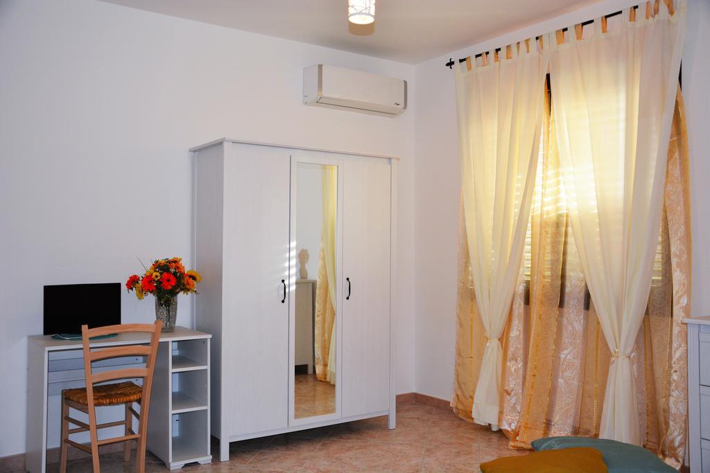 Salenterra B&B Alliste Bagian luar foto